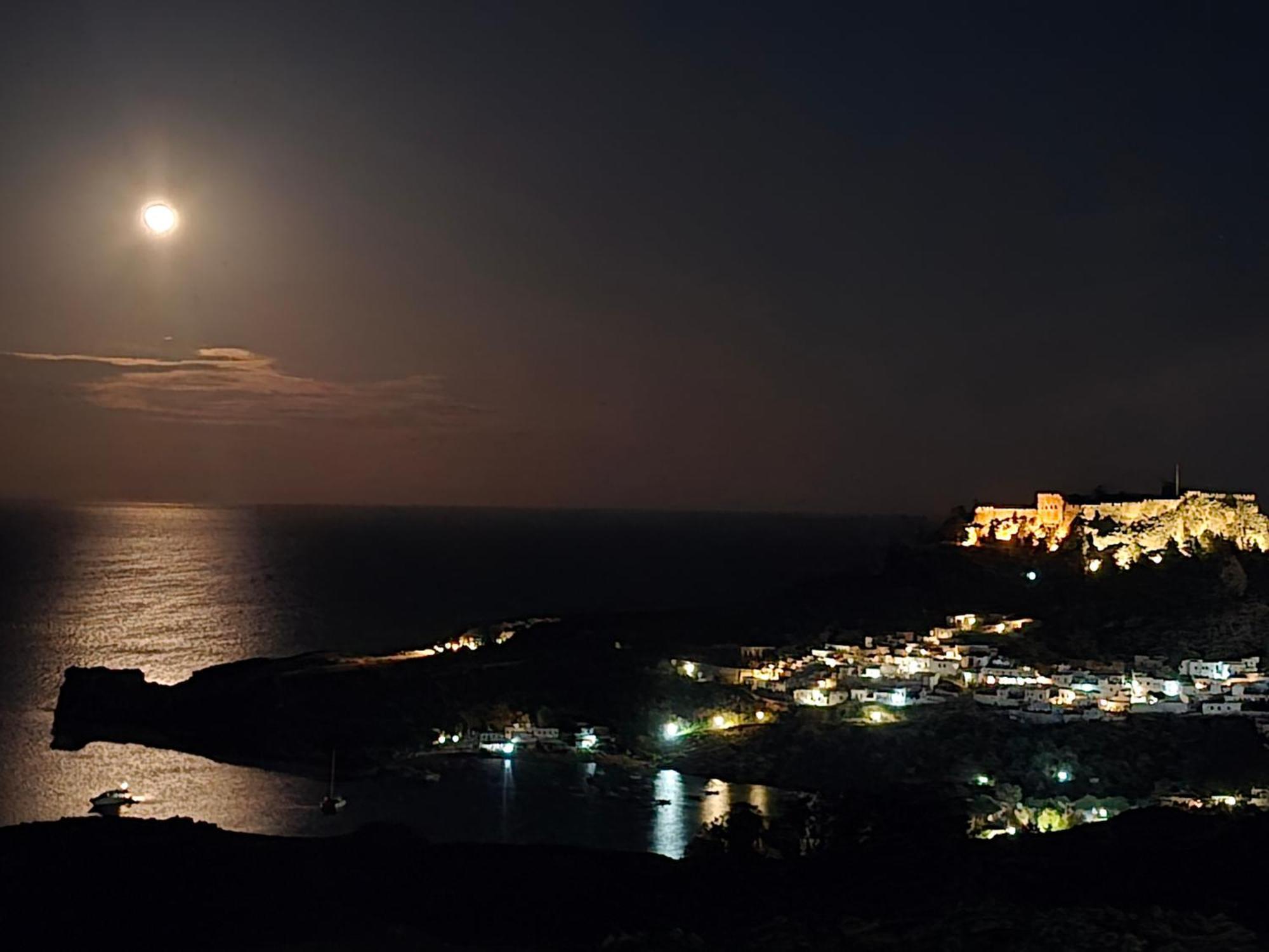 Lindos Luxury Belfry Apartment Dış mekan fotoğraf